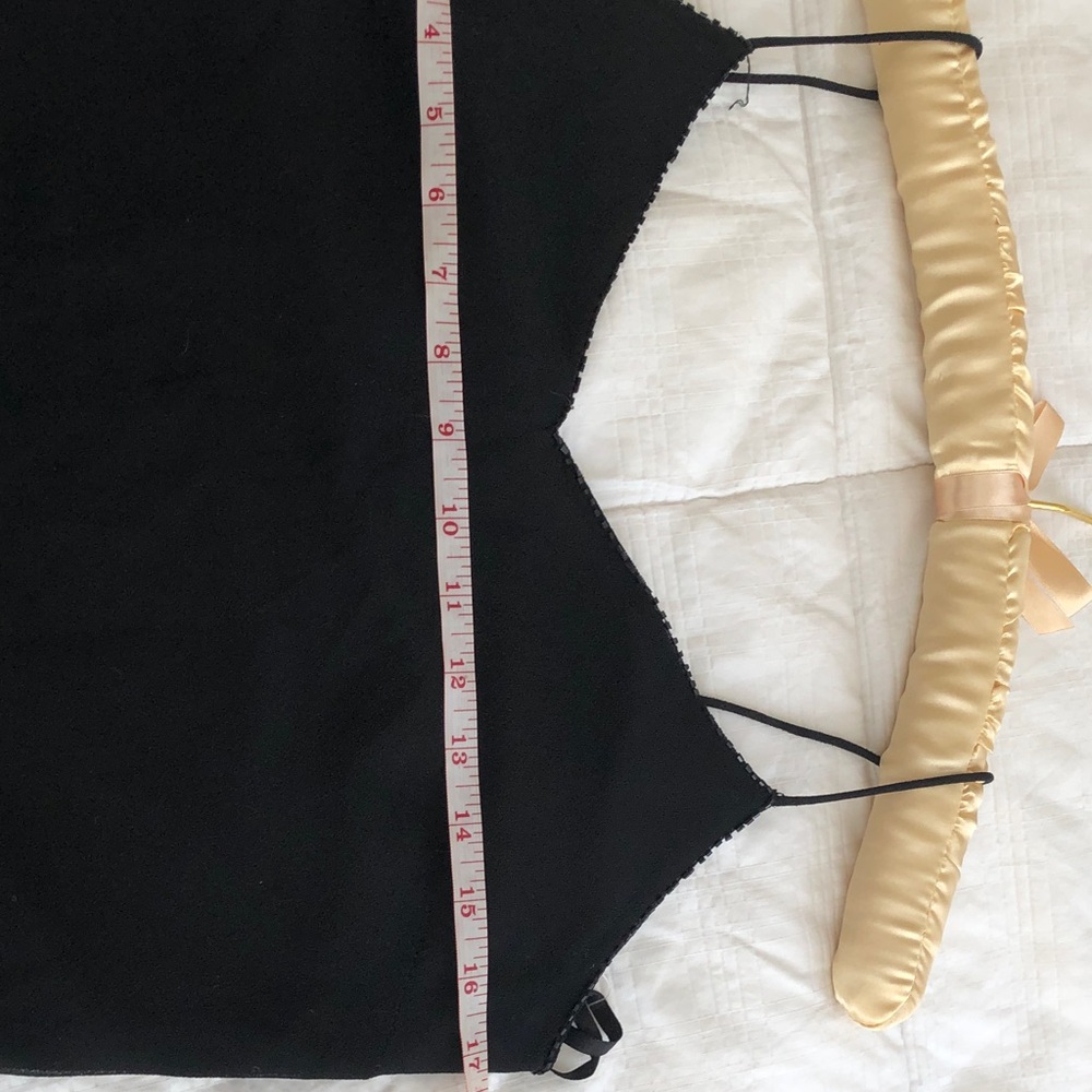 Elegant Black Spaghetti-Strap Maxi Dress - Picture 8 of 9